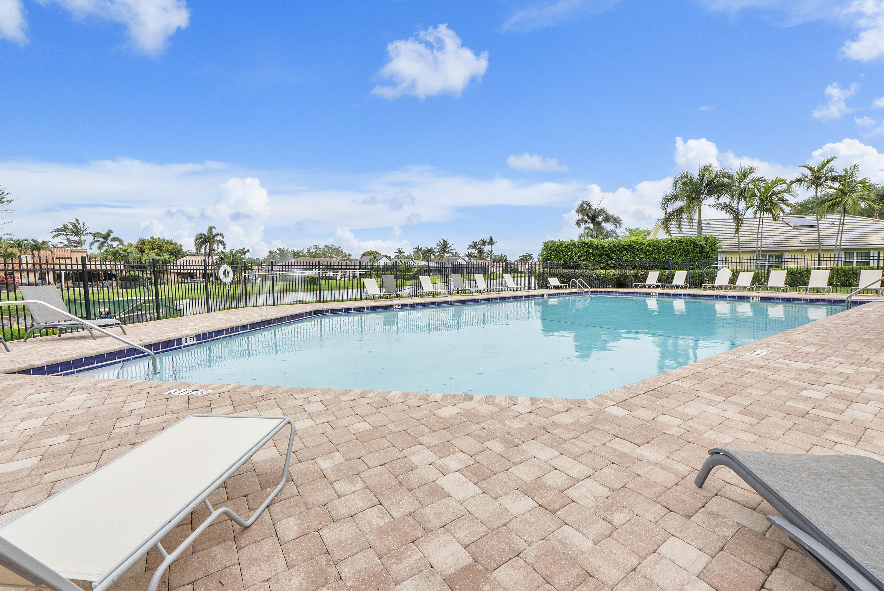 FOREST RIDGE SINGLE FAMILY V - Residential