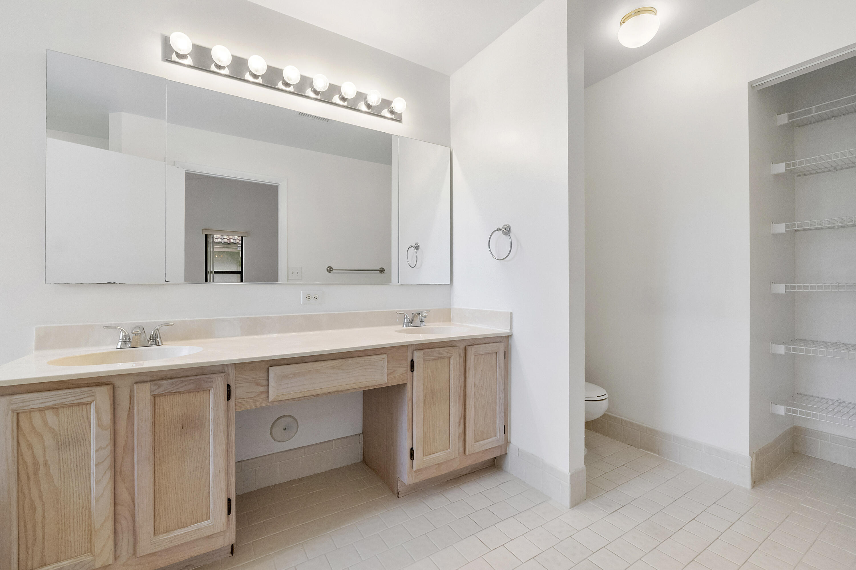 FOREST RIDGE SINGLE FAMILY V - Residential