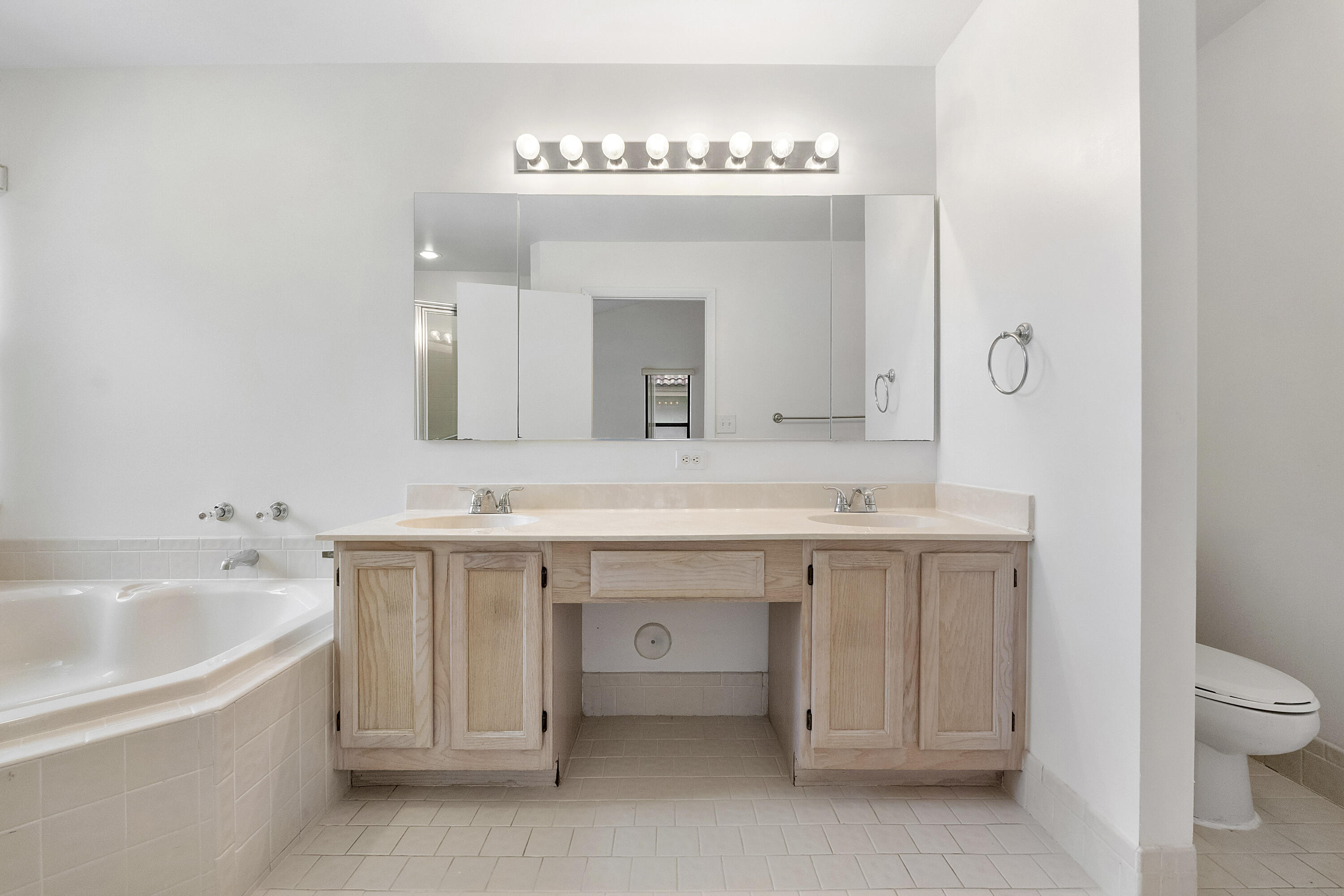 FOREST RIDGE SINGLE FAMILY V - Residential