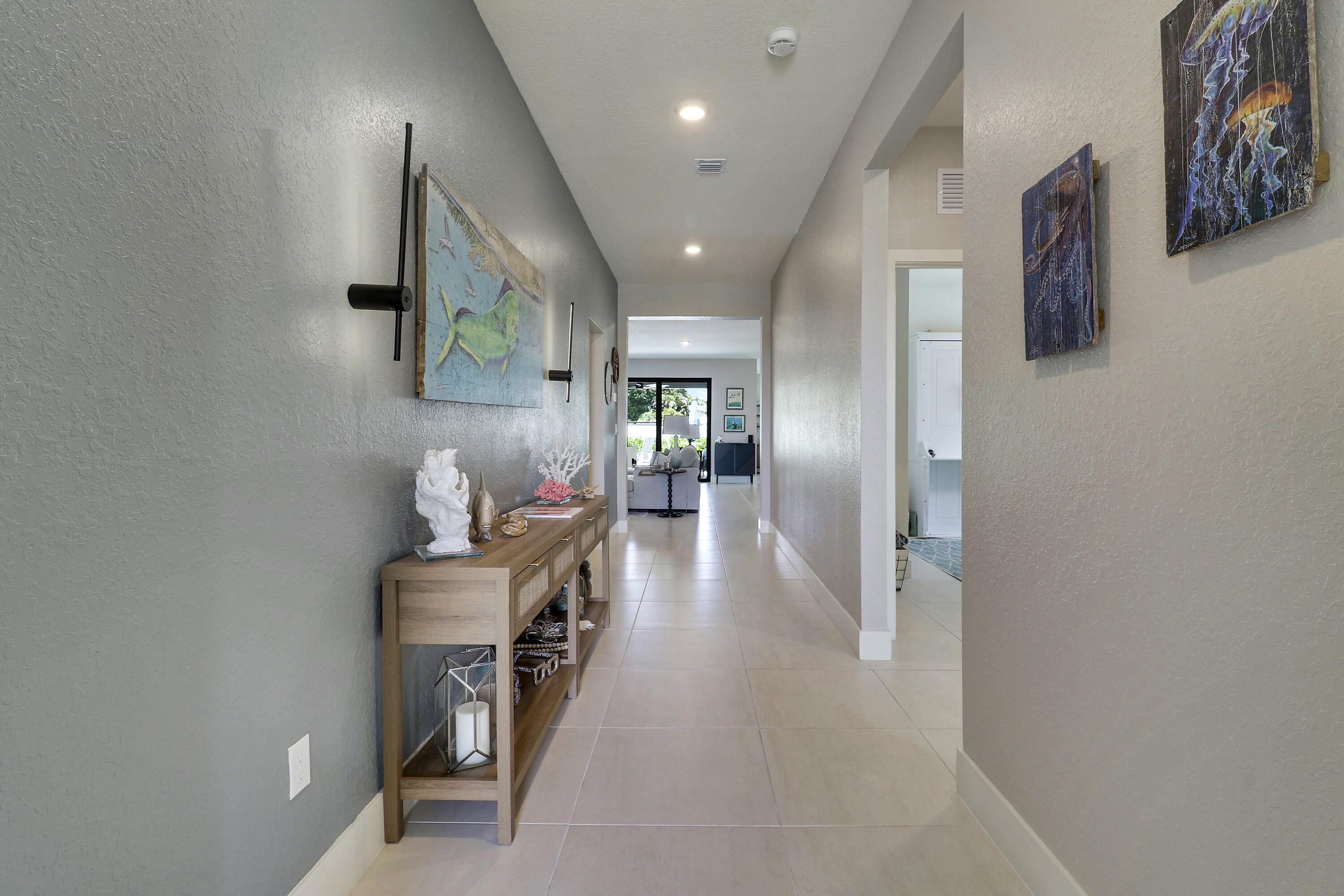 1490 SW Lago Circle