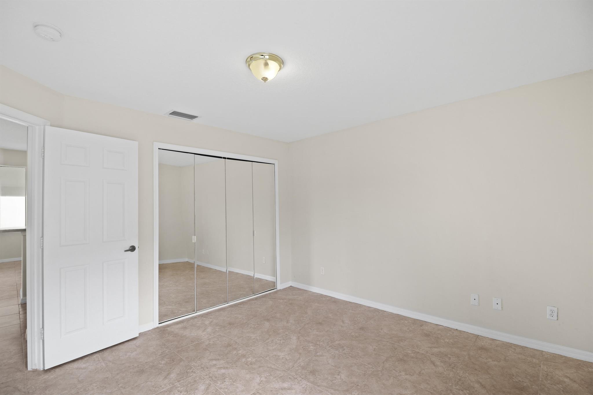PORT ST LUCIE SECTION 44 - Residential Lease