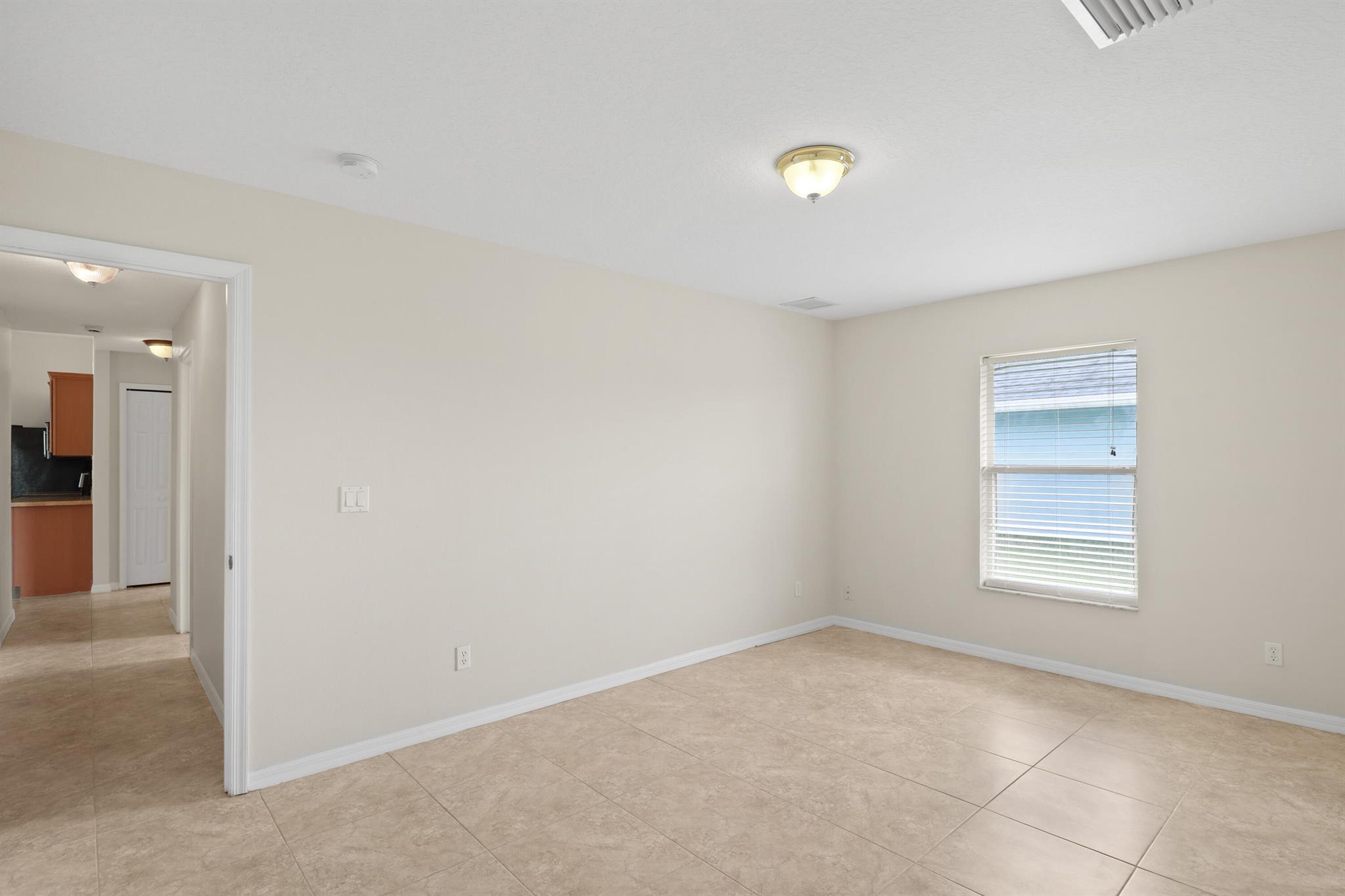 PORT ST LUCIE SECTION 44 - Residential Lease