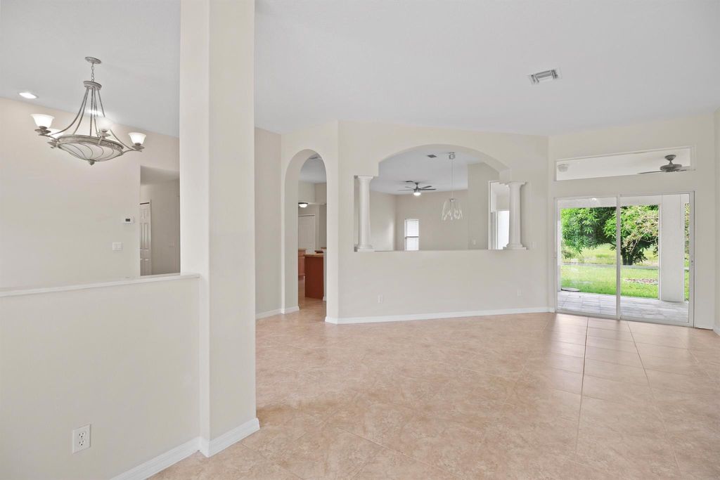 Photo of 5651 NW North Crisona Circle, Port Saint Lucie, FL 34986 (MLS # R11126145)