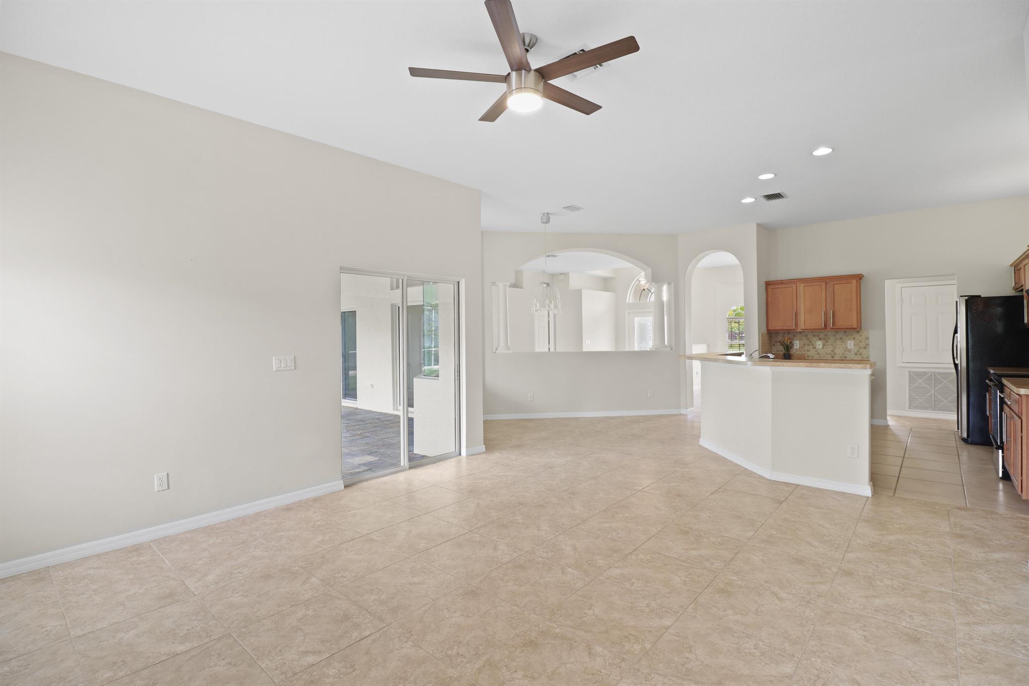 PORT ST LUCIE SECTION 44 - Residential Lease