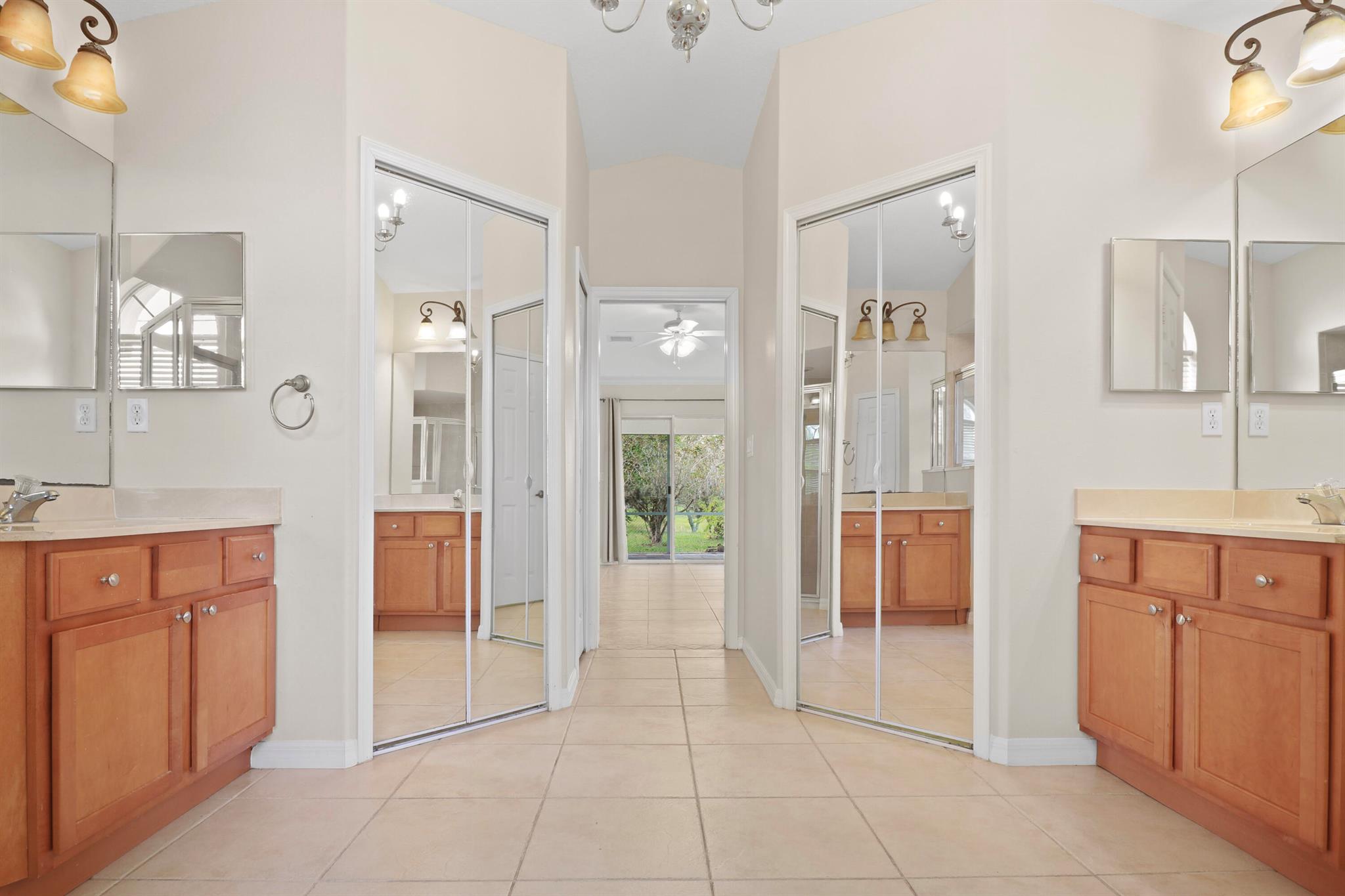 PORT ST LUCIE SECTION 44 - Residential Lease