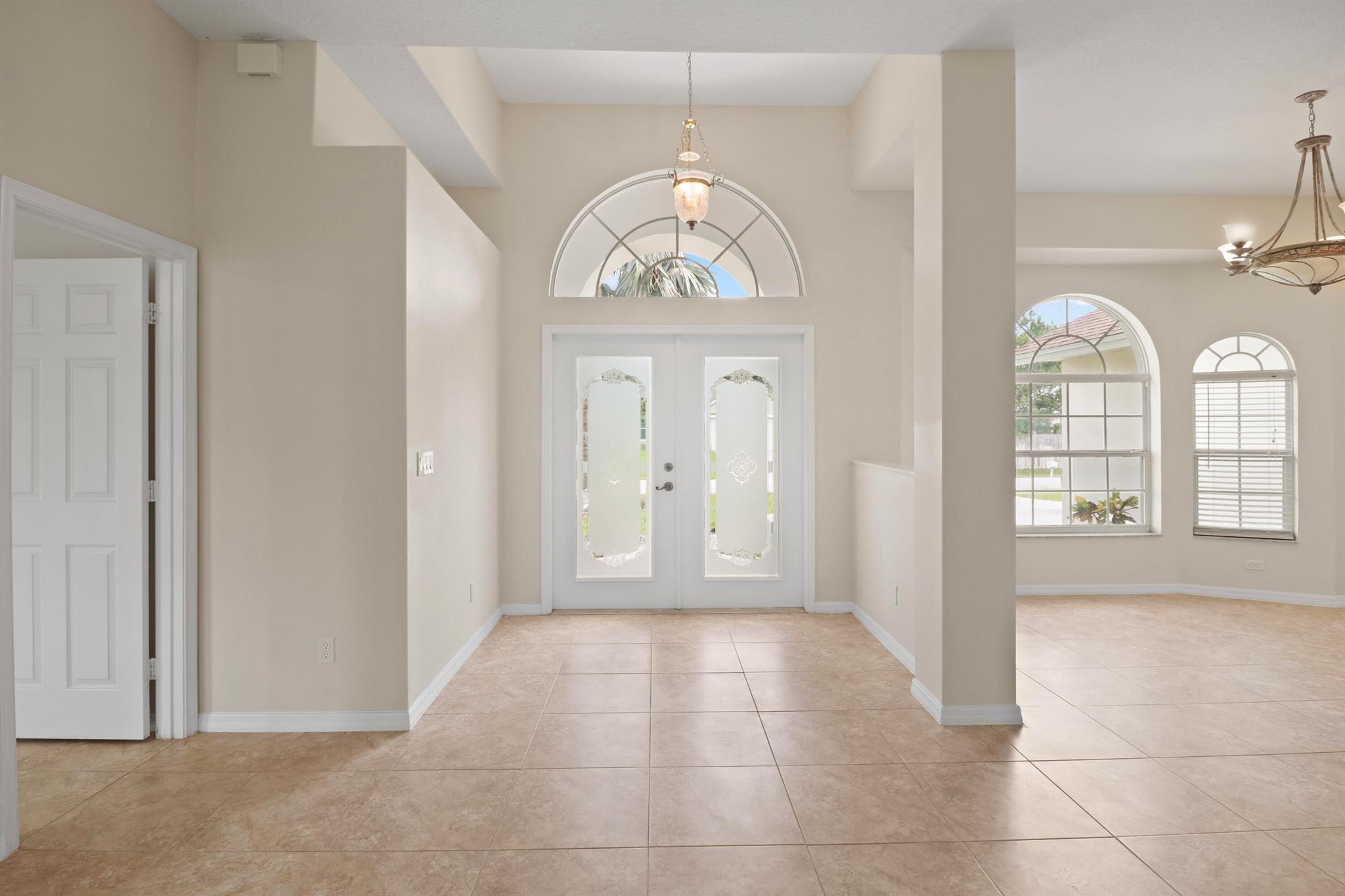 PORT ST LUCIE SECTION 44 - Residential Lease