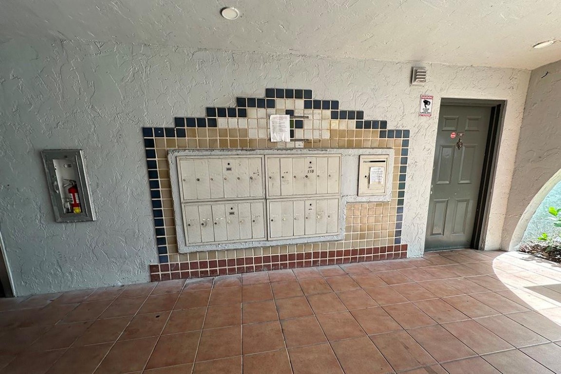 Presidential Golfview - Residential