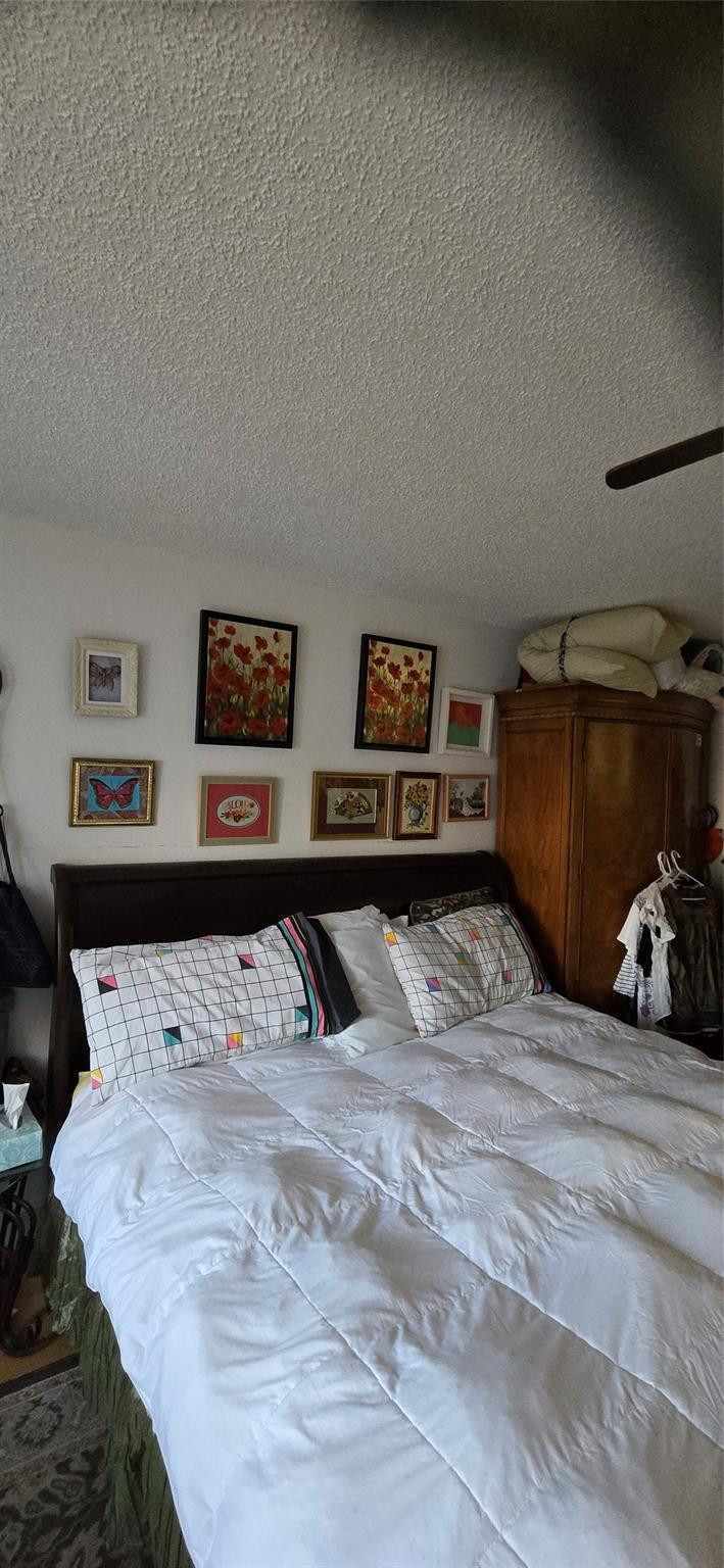 QUAIL RUN OF SUNRISE - Residential