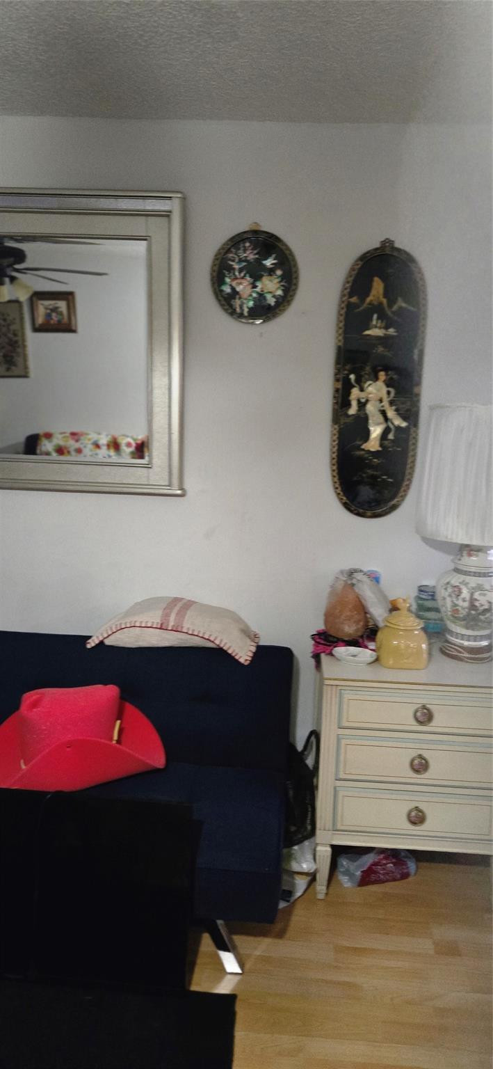 QUAIL RUN OF SUNRISE - Residential