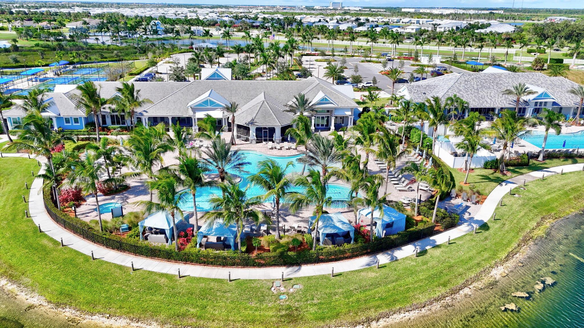 DEL WEBB AT TRADITION - Residential