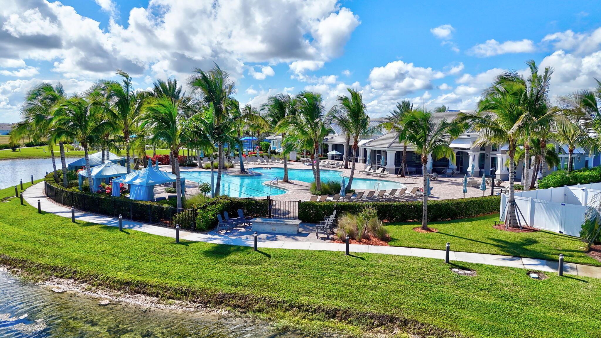 DEL WEBB AT TRADITION - Residential