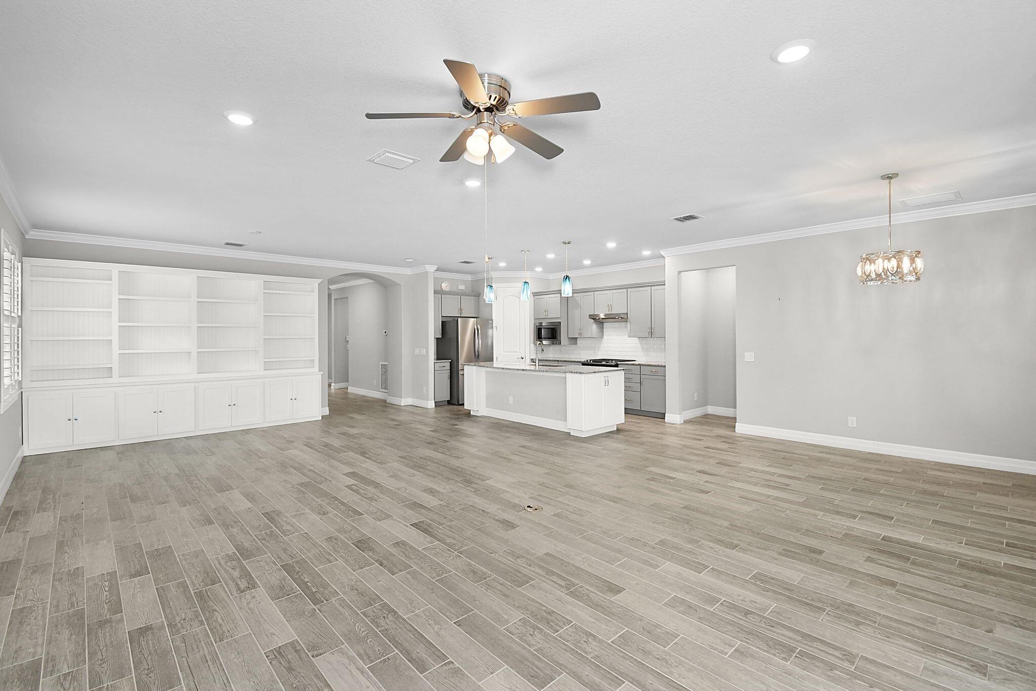 DEL WEBB AT TRADITION - Residential