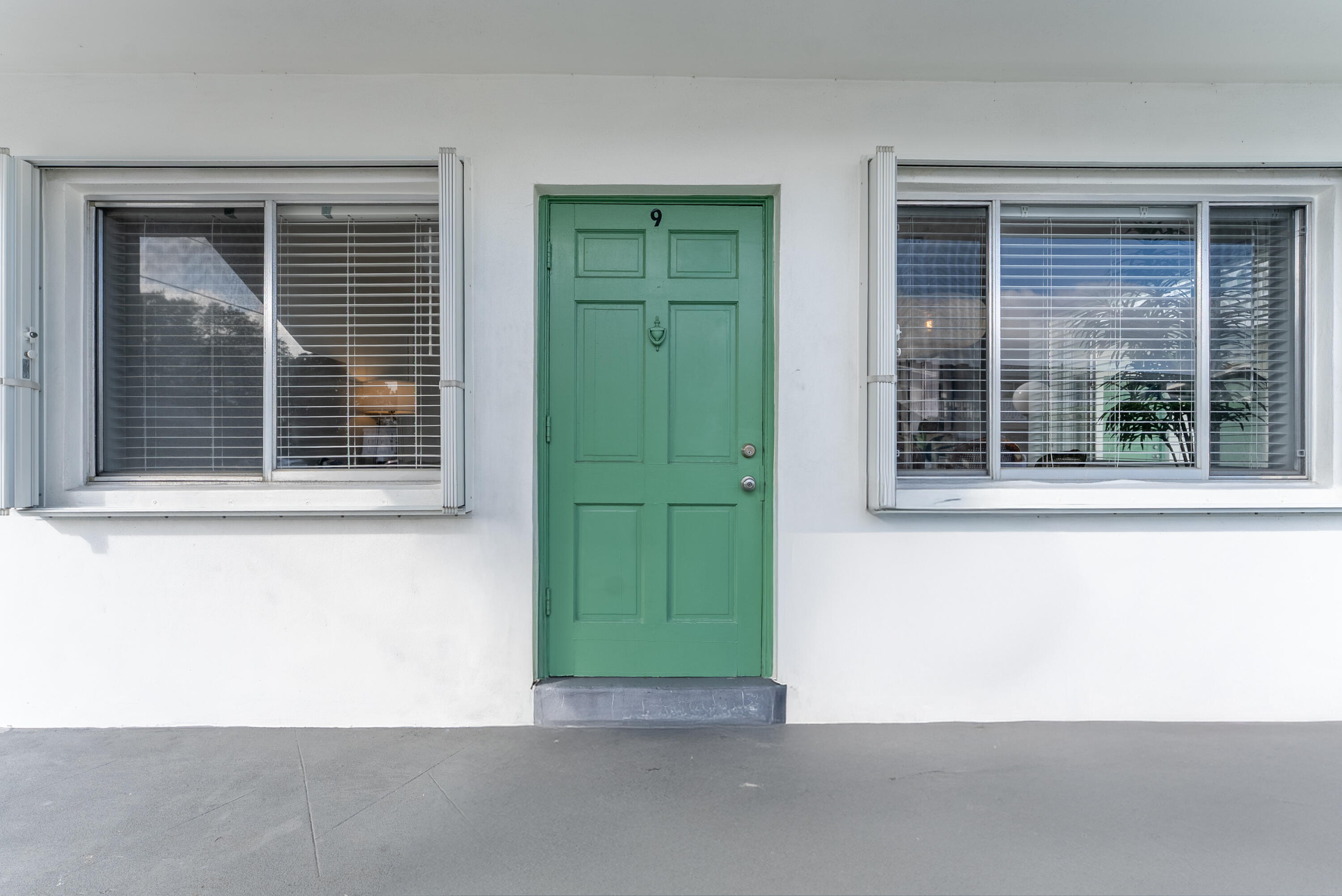 2004 Lake Osborne Drive 9