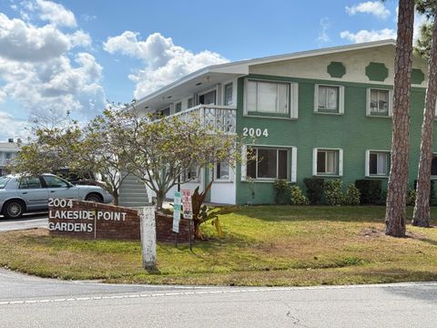 2004 Lake Osborne Drive 9 Lake Worth Beach FL 33461