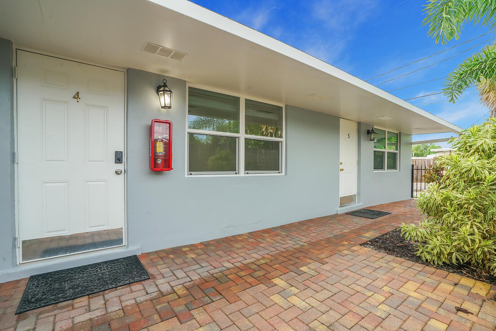 Lake Worth Beach - Residential Lease