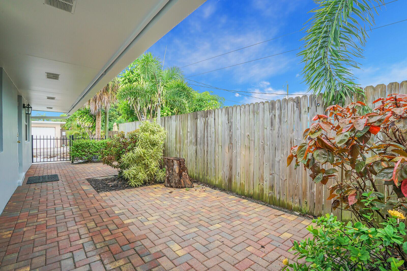 Lake Worth Beach - Residential Lease