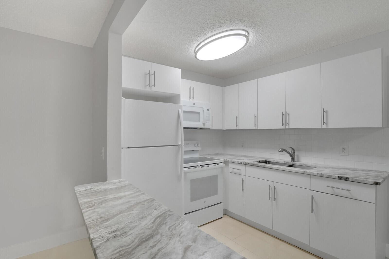 Lake Worth Beach - Residential Lease