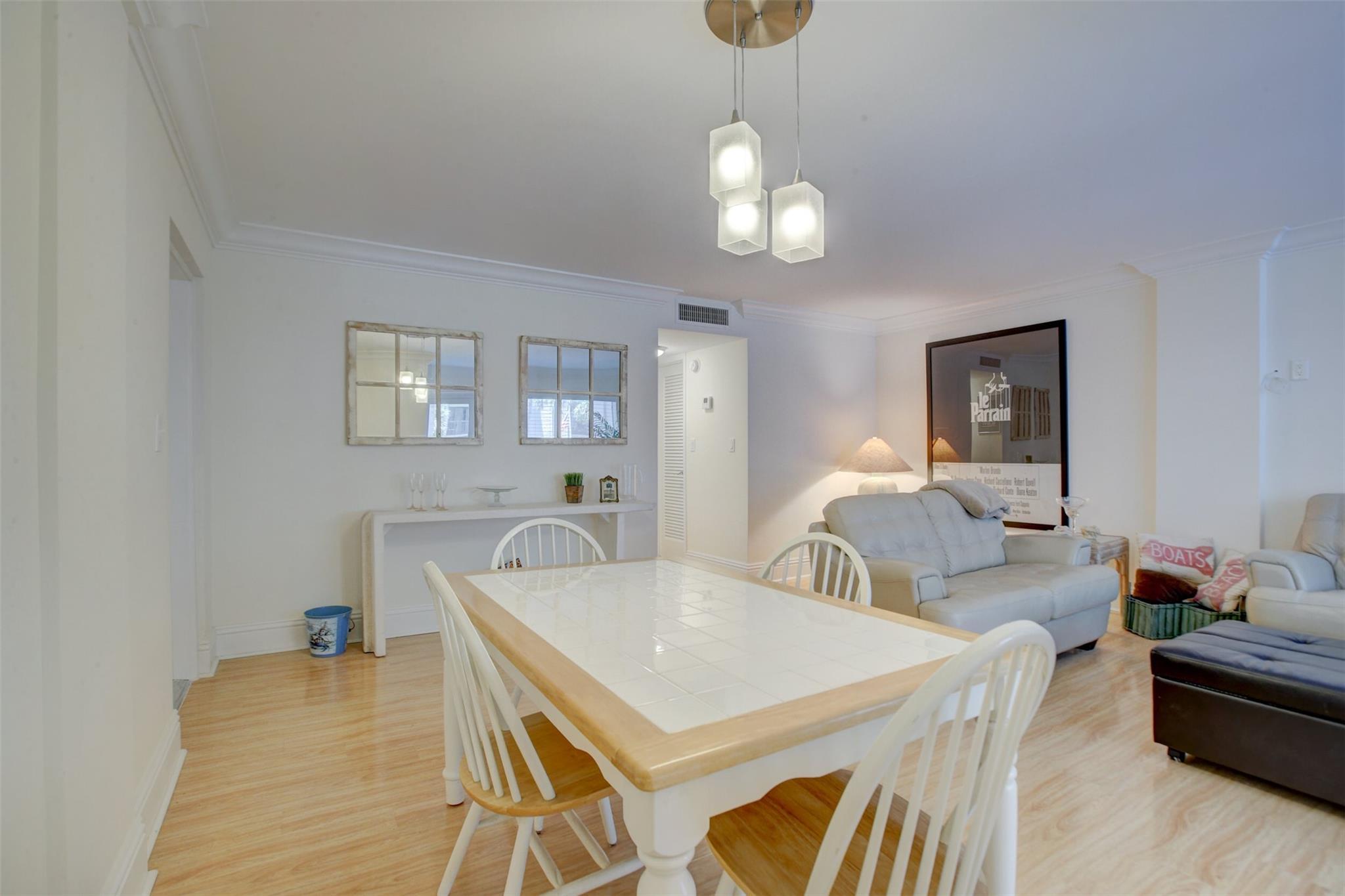 Hillsboro Windsor Condo - Residential