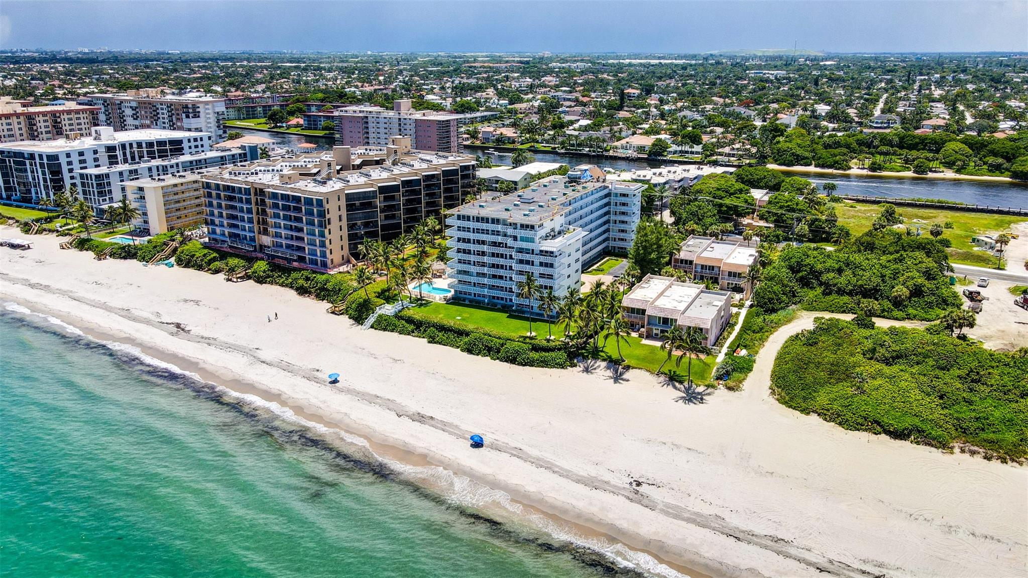 Hillsboro Windsor Condo - Residential