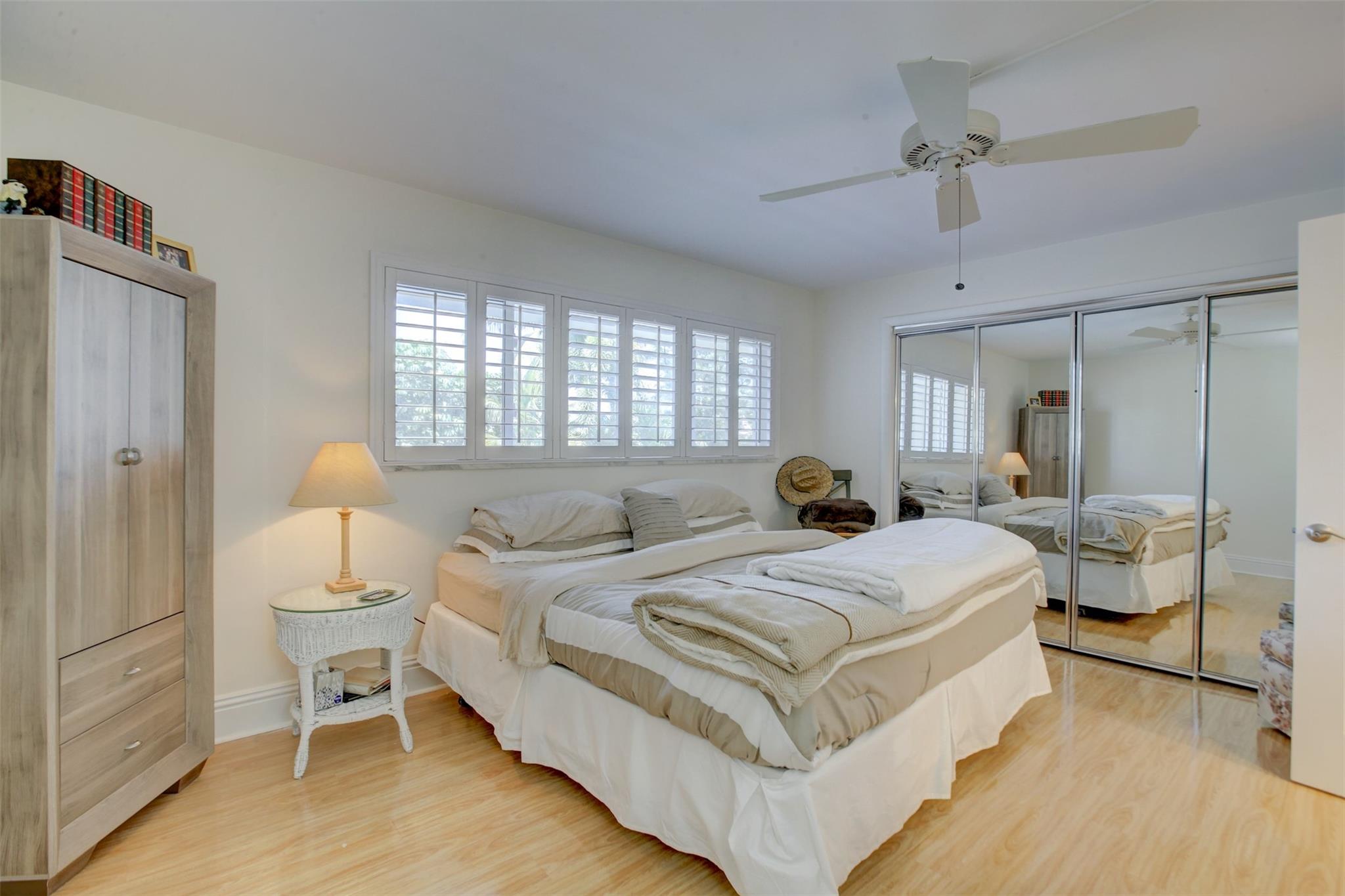 Hillsboro Windsor Condo - Residential