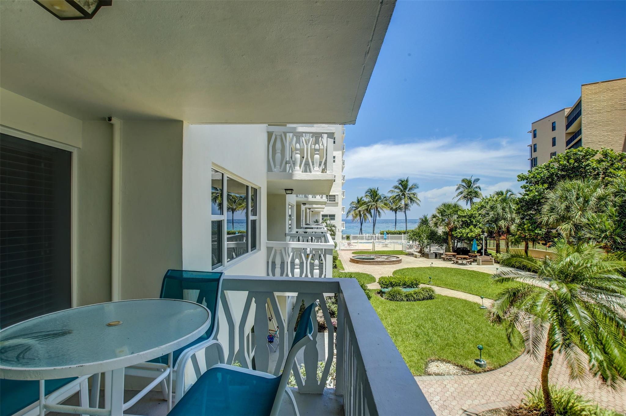Hillsboro Windsor Condo - Residential