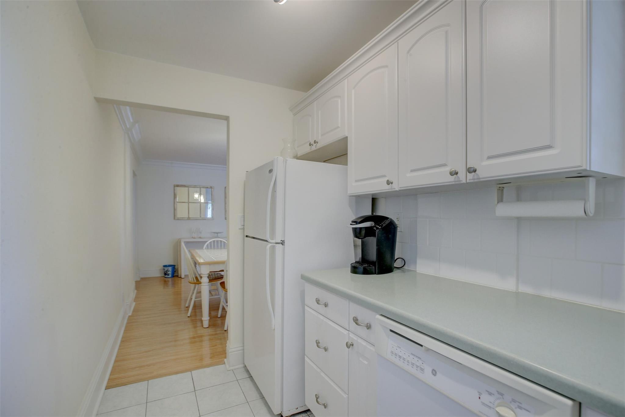 Hillsboro Windsor Condo - Residential