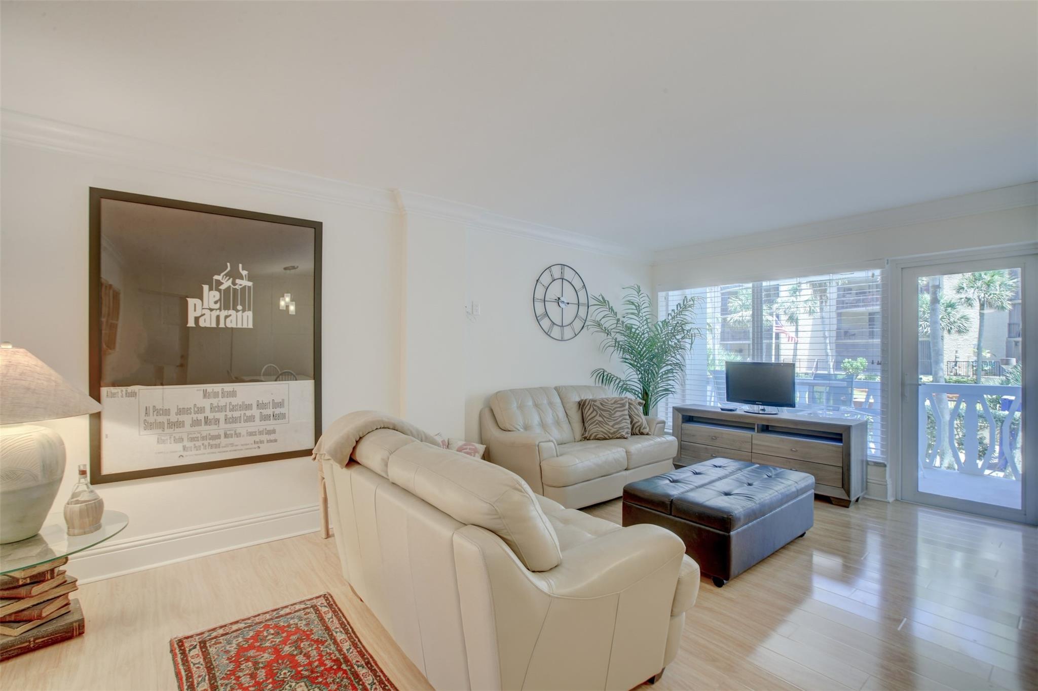 Hillsboro Windsor Condo - Residential
