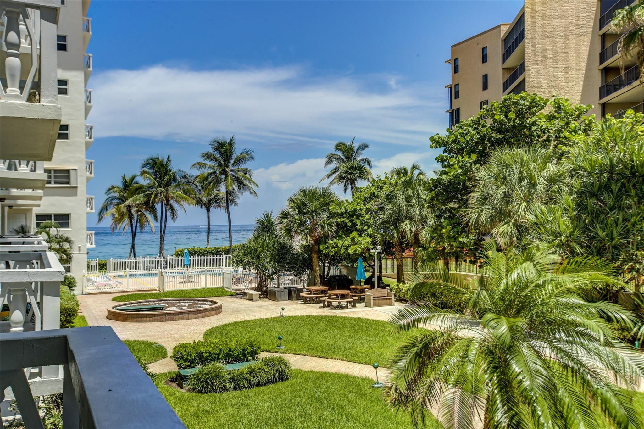 Hillsboro Windsor Condo - Residential