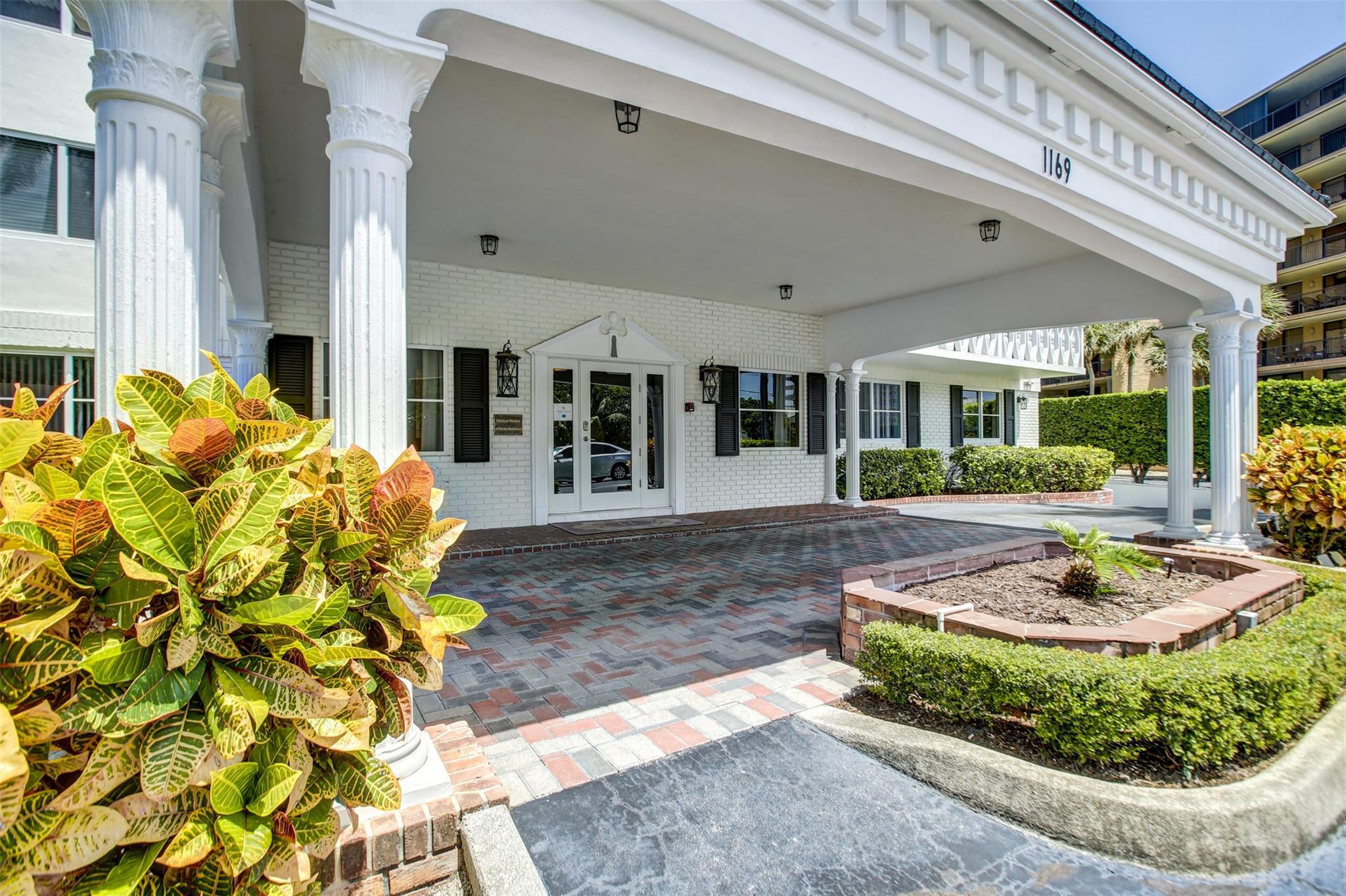 Hillsboro Windsor Condo - Residential