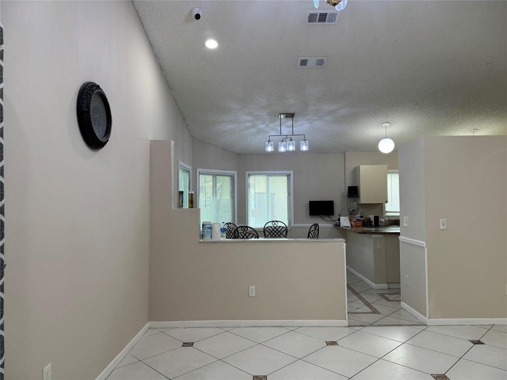 NORTH LAUDERDALE DIVISION - Residential Lease