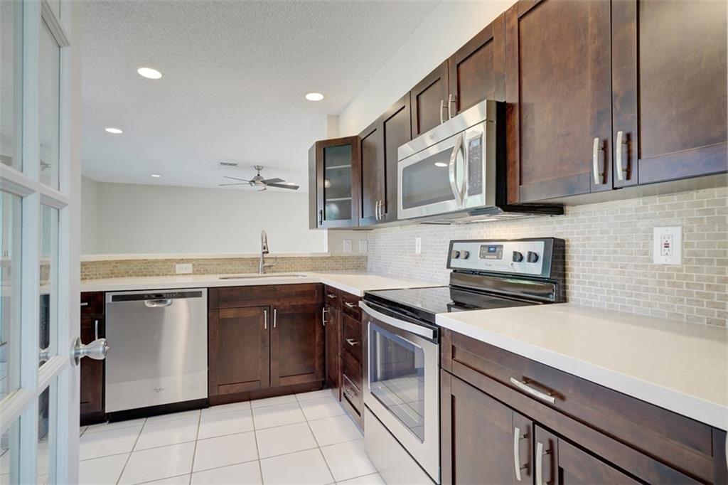 Pine Ridge 112-37 B - Residential