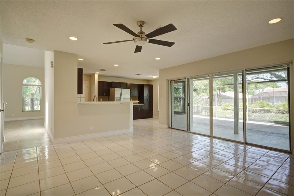 Pine Ridge 112-37 B - Residential