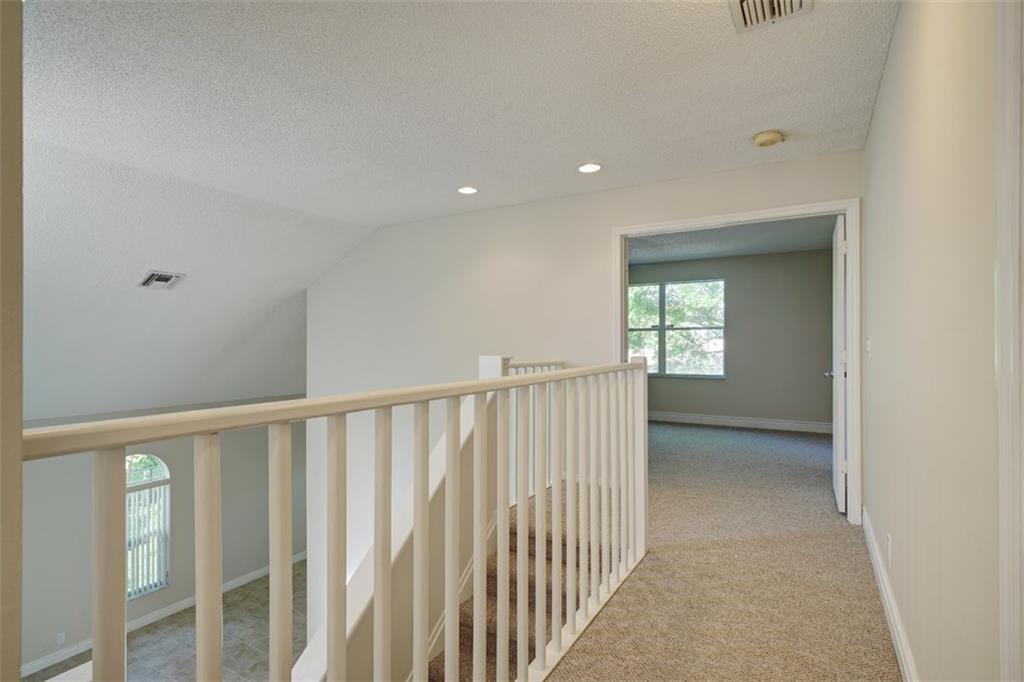 Pine Ridge 112-37 B - Residential