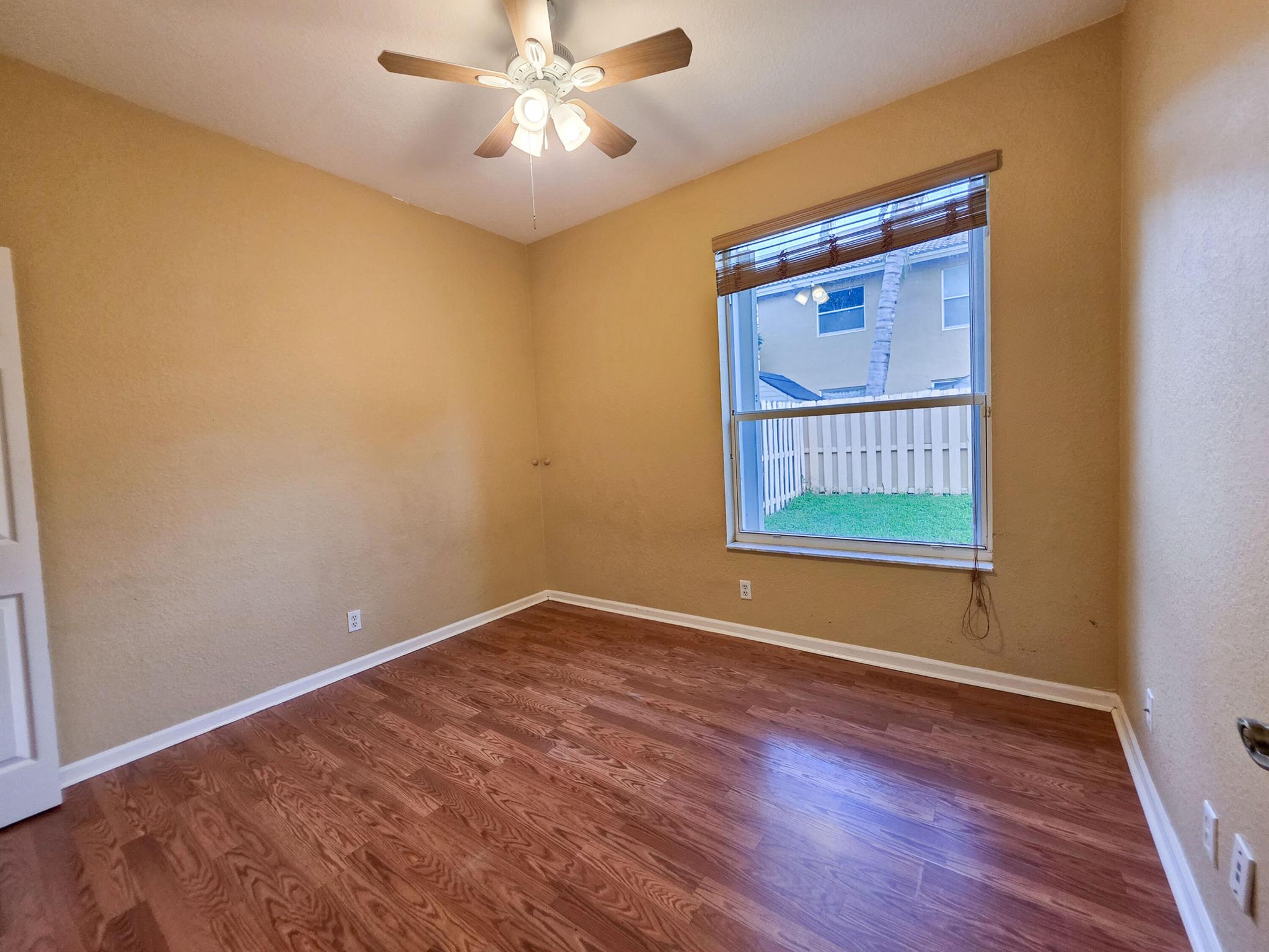 BRIGER PARS G, H AND J - Residential Lease