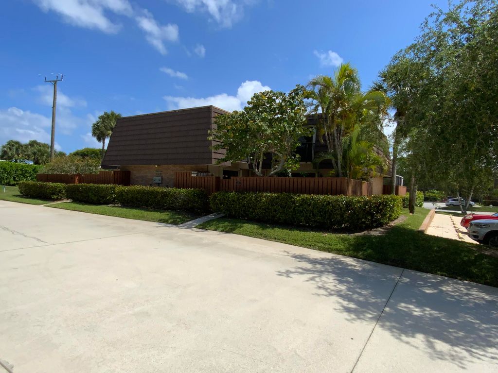 Photo of 1221 12th Court Ct, Jupiter, FL 33477 (MLS # R10797226)
