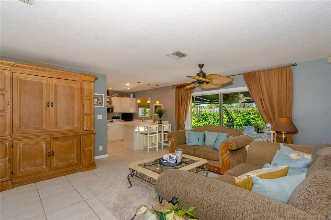 Twin Oaks 41-43 B - Residential