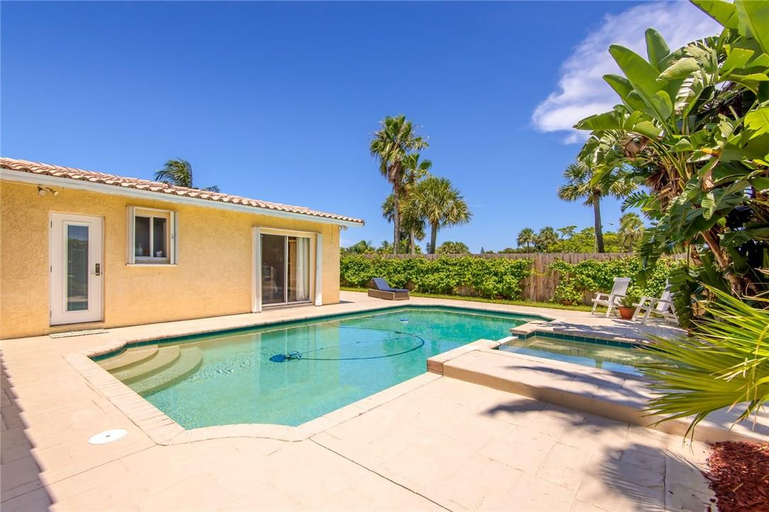 Twin Oaks 41-43 B - Residential