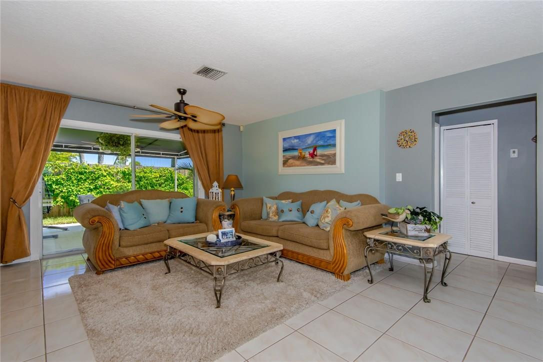 Twin Oaks 41-43 B - Residential