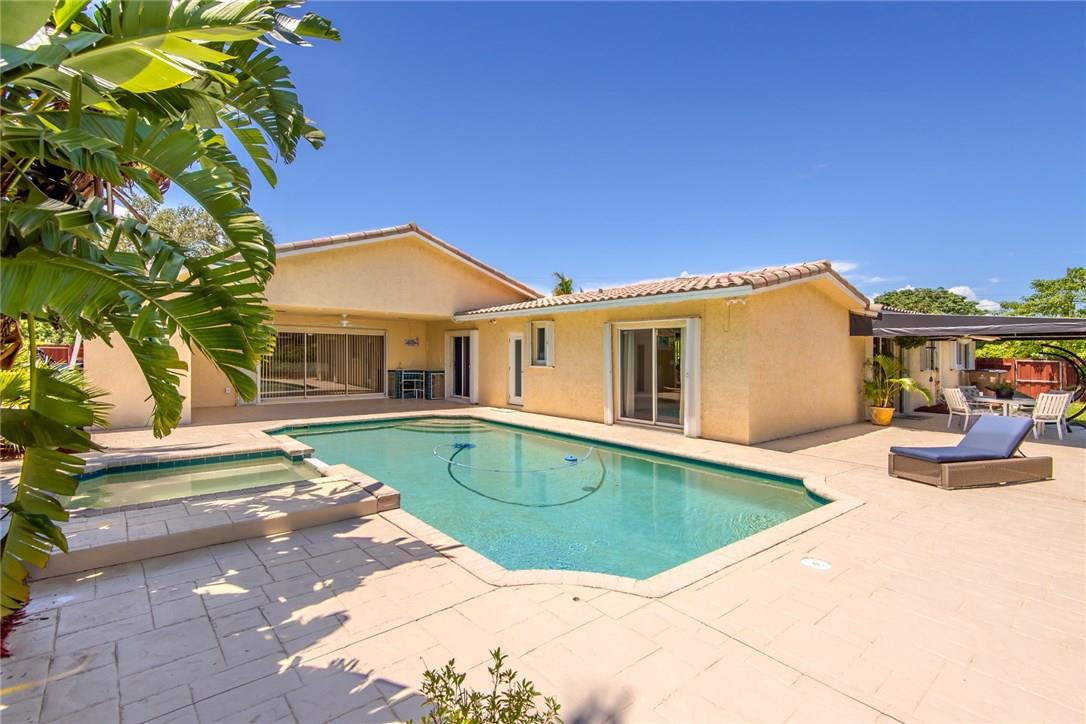 Twin Oaks 41-43 B - Residential