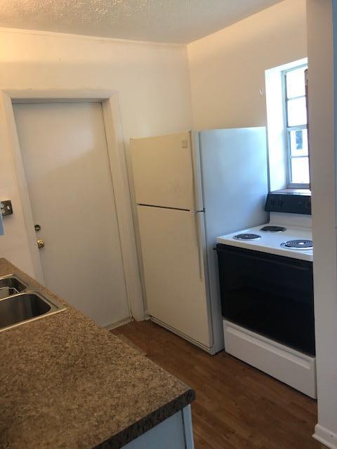 INDIAN RIVER ESTATES UNIT 1 - Residential Lease