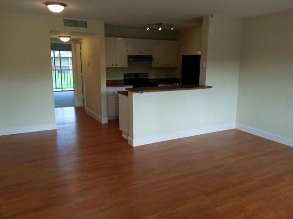 Photo of 1828 Meadows Cir #1828, Boynton Beach, FL 33436 (MLS # F10307696)