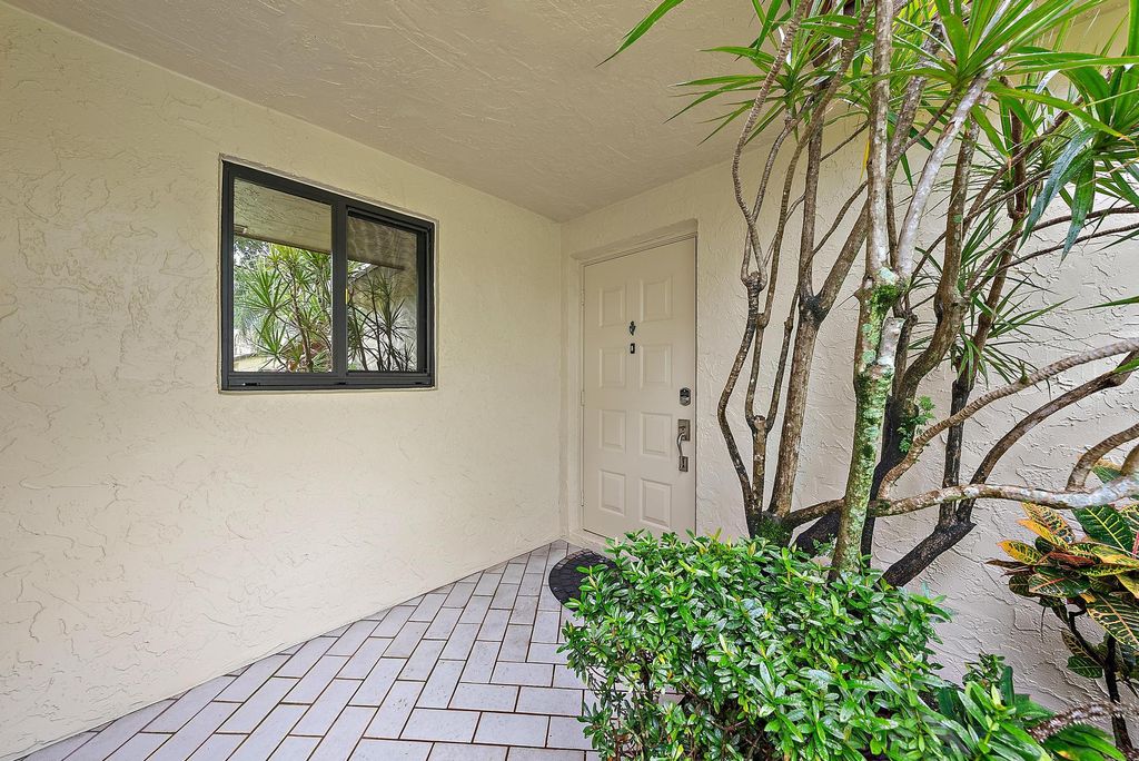 Photo of 5270 Nesting Way #B, Delray Beach, FL 33484 (MLS # R11130599)