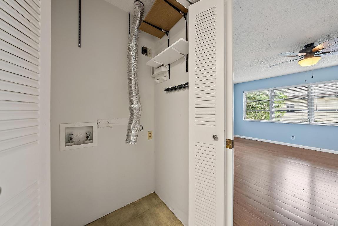 HIGH POINT OF DELRAY WEST CONDO SEC 3 - Residential