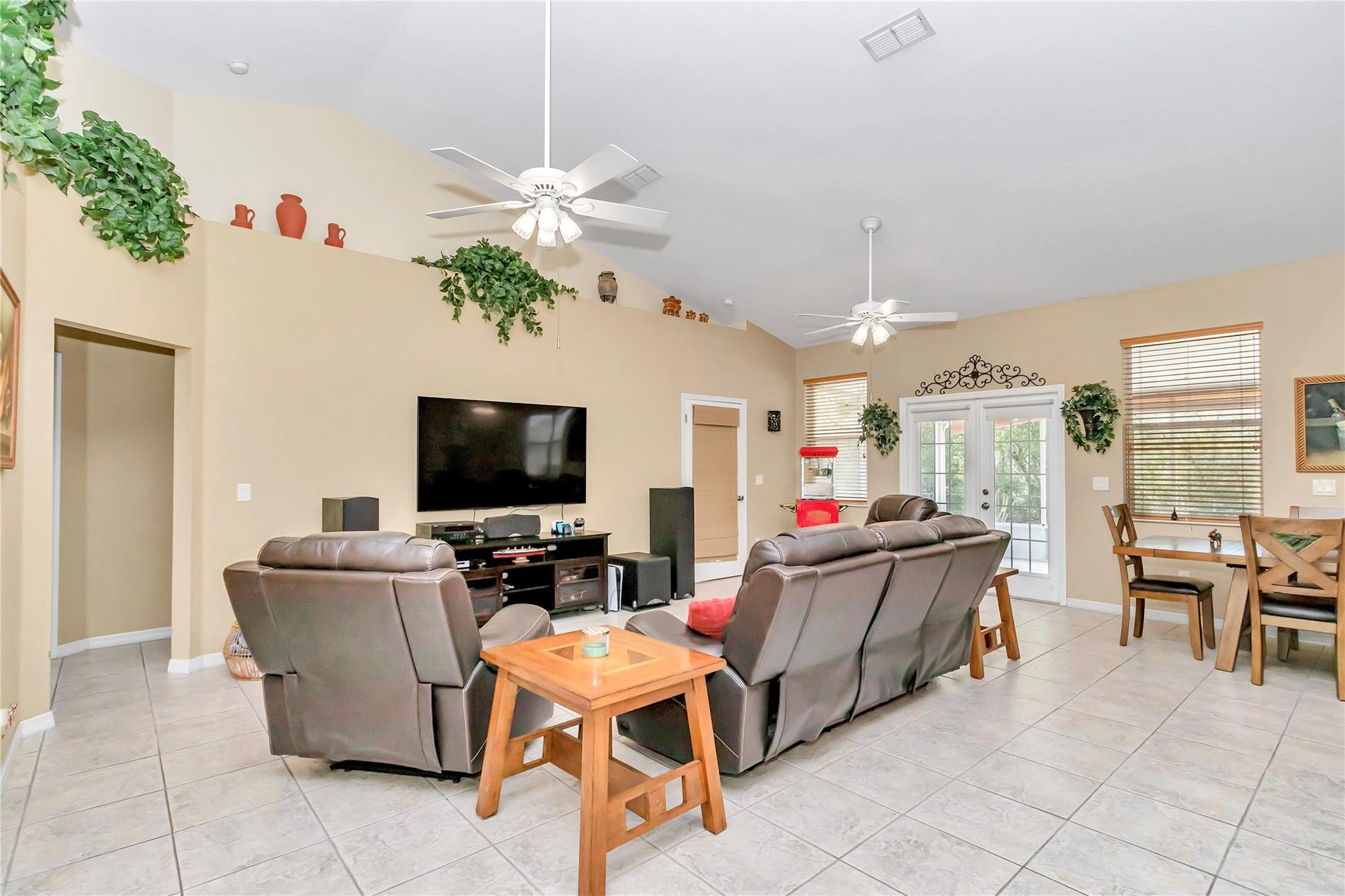 Ocala Waterway Estate - Residential Lease