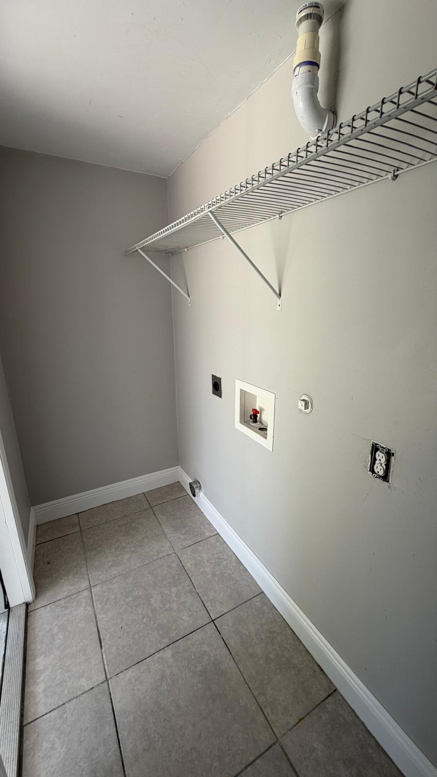 SEMINOLE MANOR 2 - Residential