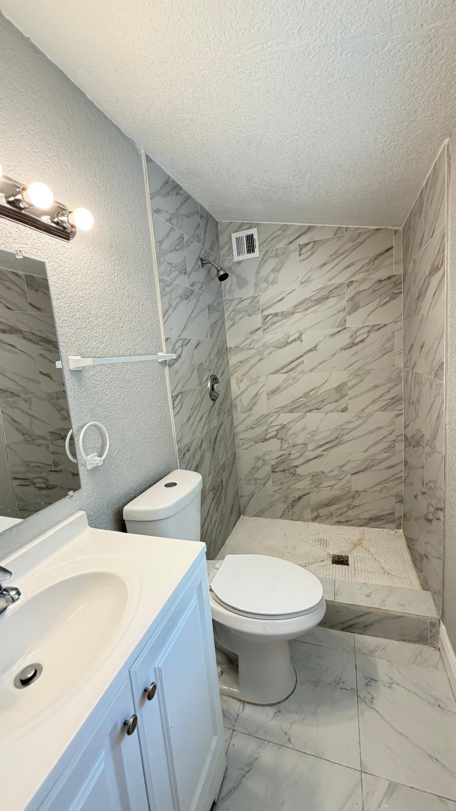 SEMINOLE MANOR 2 - Residential