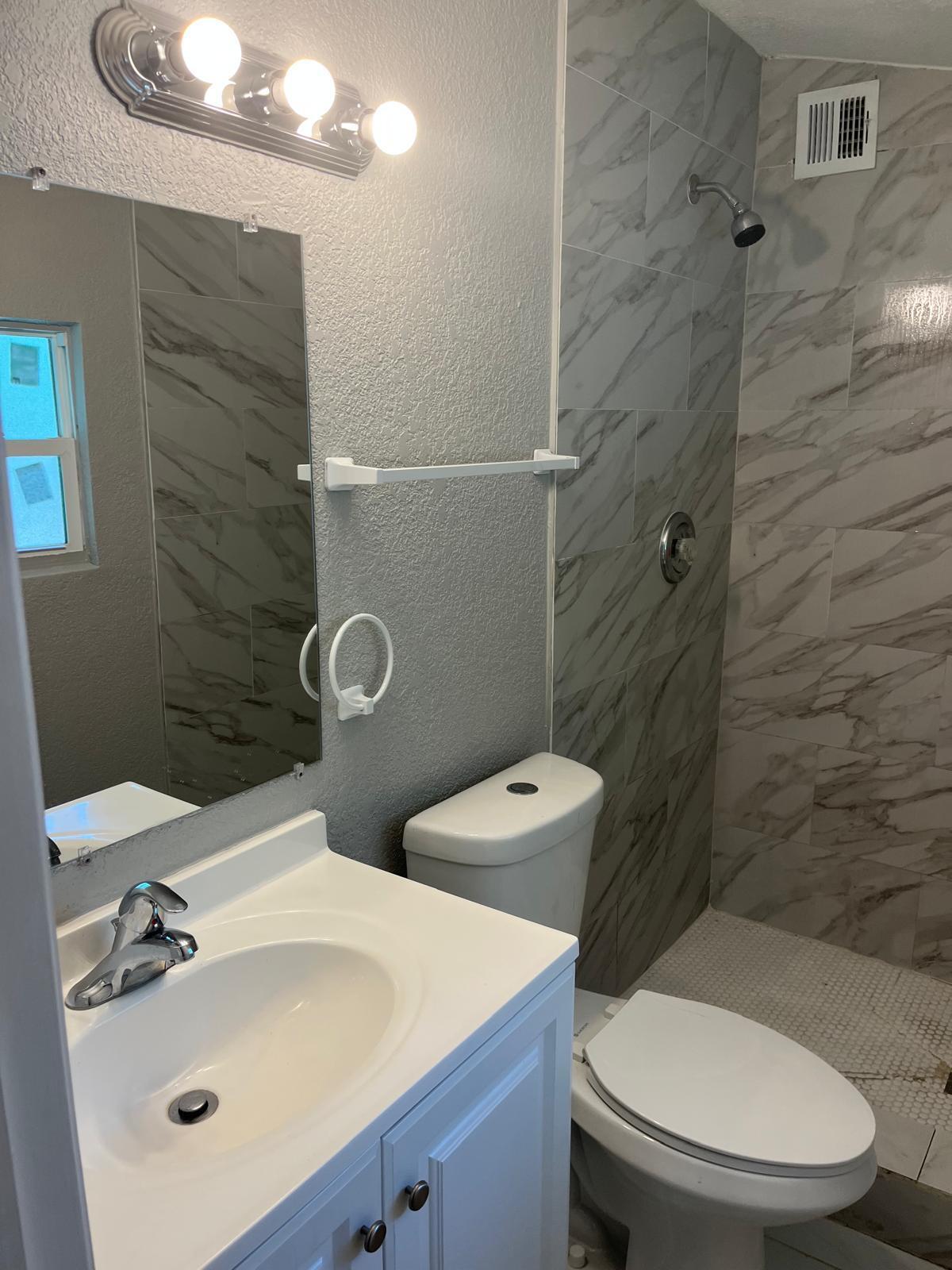 SEMINOLE MANOR 2 - Residential