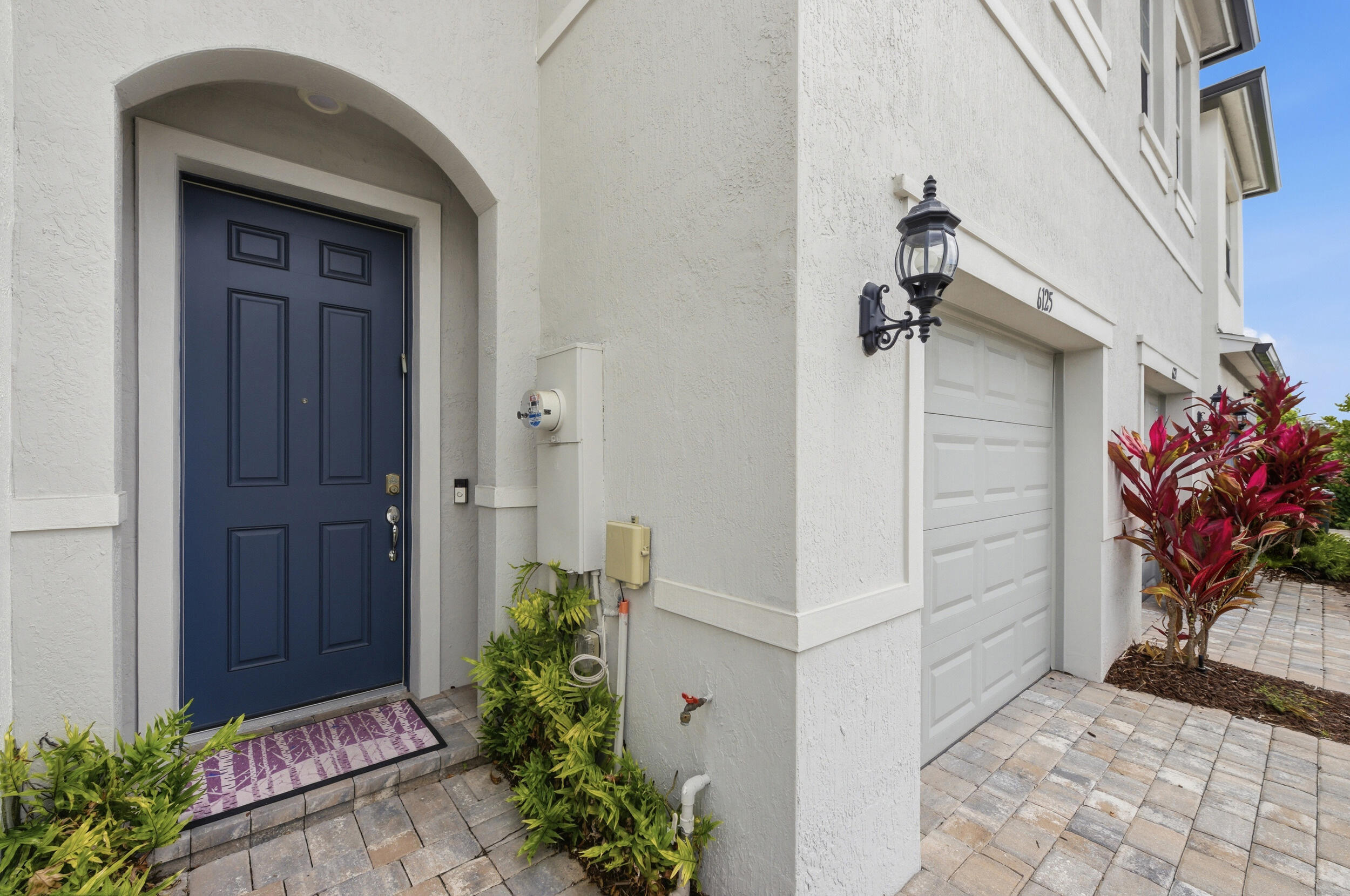 RANCHETTE ROAD TOWNHOMES - Residential