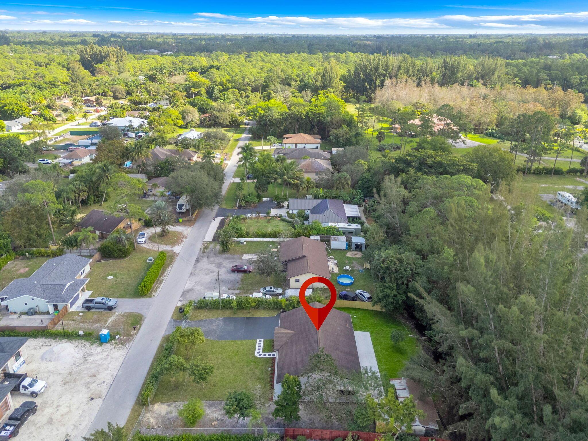 LOXAHATCHEE GROVES IN - Residential