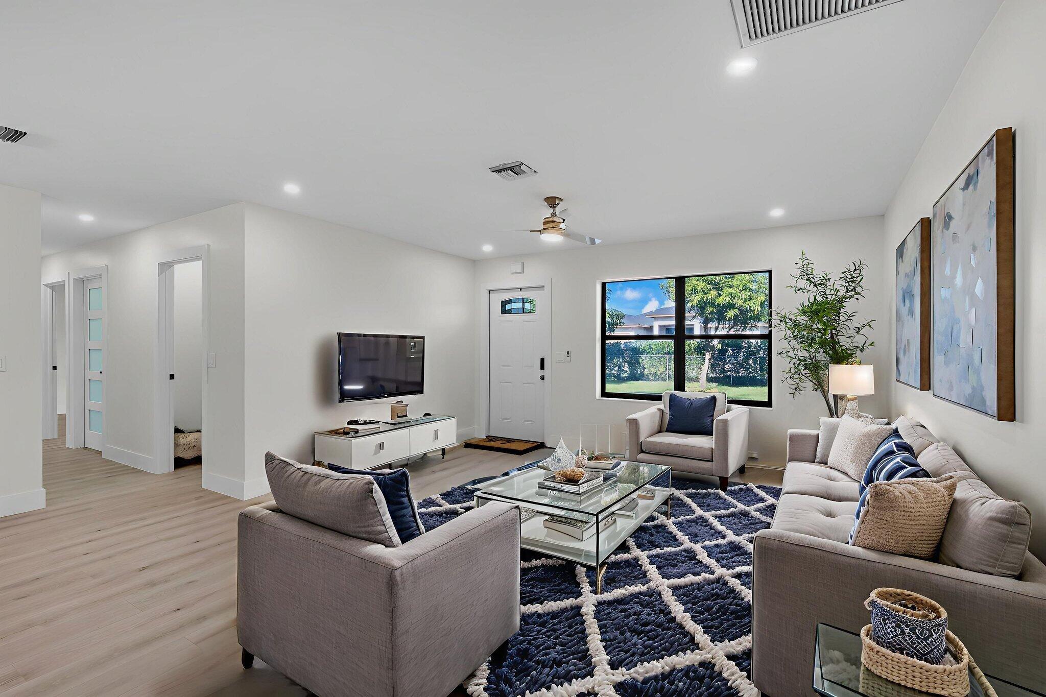 LOXAHATCHEE GROVES IN - Residential